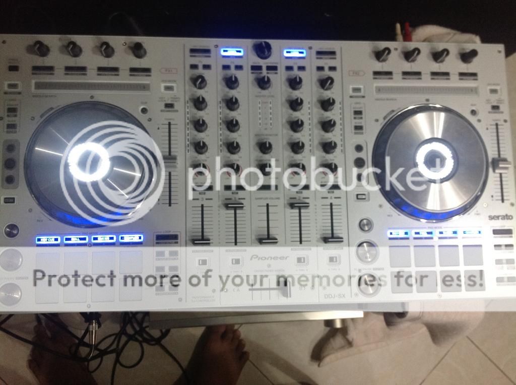 Pionner DDJ - SX - W . Phiên Bản Đặc Biệt Cho Ai Đam Mê